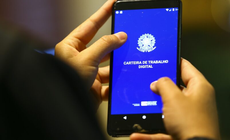 Ceará registra crescimento no emprego formal em 2024